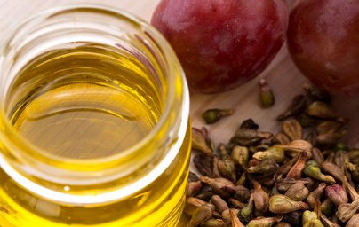 Olje iz grozdnih pešk (Vitis vinifera)